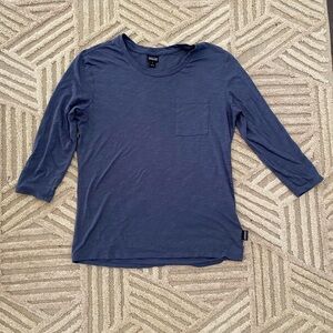 Patagonia Organic Cotton Blend Top - Blue.  Size Small.  Excellent Condition.